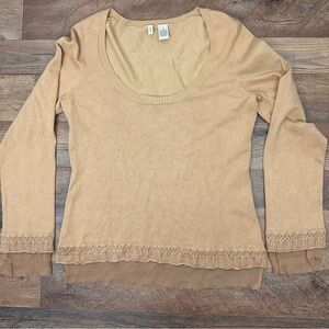 Moth Beige/Camel Knit Sweater Medium Pullover Lace Trim Hem Round Neck